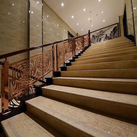 Pai Hotels-Luzhou Dashanping Sichuan Police College Екстер'єр фото